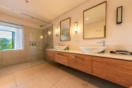 Gallery 01