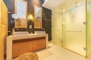 Gallery 01