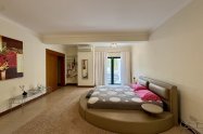 Gallery 01