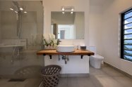 Gallery 01
