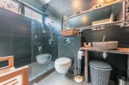 Gallery 01