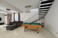 Gallery 01