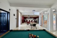 Gallery 01