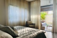Gallery 01