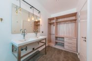 Gallery 01