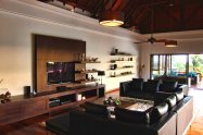 Gallery 01