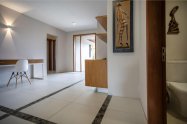 Gallery 01