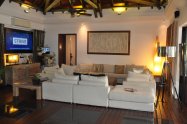 Gallery 01