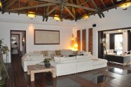 Gallery 01