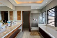 Gallery 01