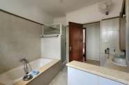 Gallery 01