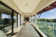 Gallery 01