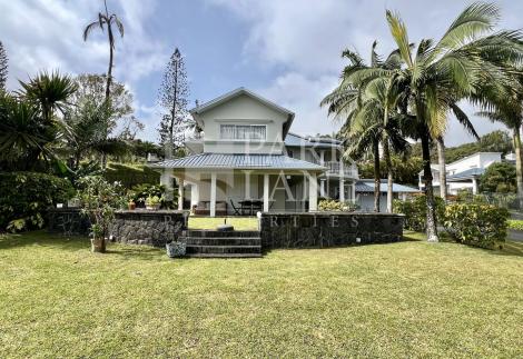 Exceptional Home in Floreal: Comfort, Space, and Convenience !