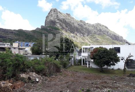 Land for sale Quatre Bornes : very good opportunity!