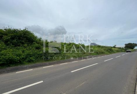 Land ideally situated in Bambous