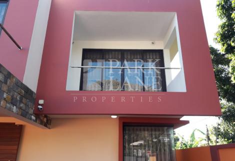 Spacious double storey family house ideally located in Vacoas 