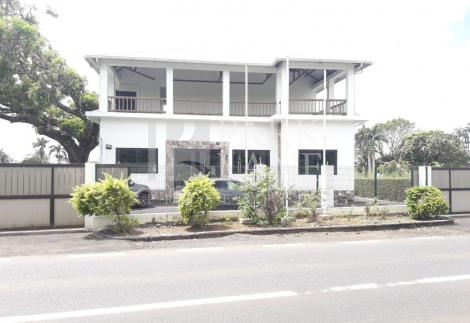 Versatile Building with Residential Potential