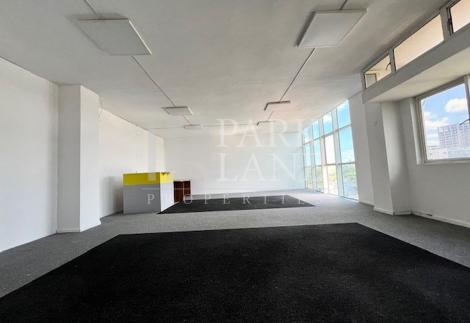 Ideal Office Space in the Heart of a Vibrant District
