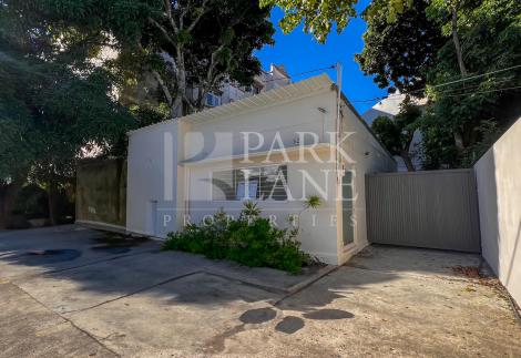 Versatile commercial space  in Beau Bassin – Prime location with maximum visibility
