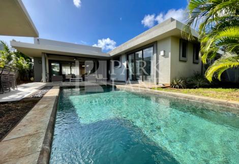 Splendid PDS villa within a residential complex for sale!