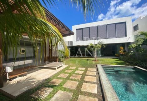 Magnificent villa in a residential complex