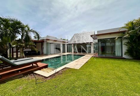 Beautiful property nestled in a quiet and residential environment.