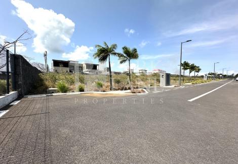 Prime Residential Land in Mon Choisy Area