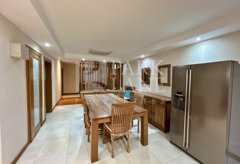 Spacious Modern Ground-Floor Apartment for rent at Péreybère.