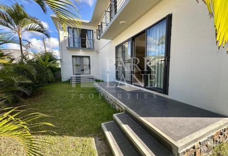 Newly built house for sale in Pereybere!