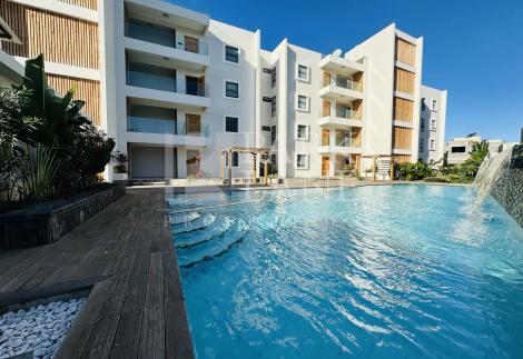 Brand new modern apartment for sale in a nice complex in Péreybère