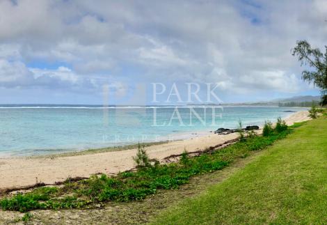 Freehold residential sea-facing plot ideal for residential development 
