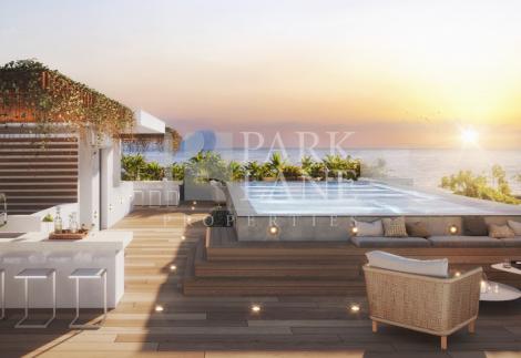 Sunset Cove: Three bedroom flat beaming in its natural light