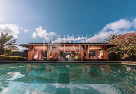 Exquisite IRS villa in the west coast