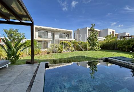 Luxurious 3-Bed Villa with Private Pool and Garden