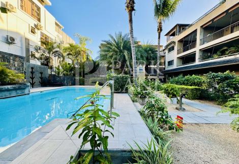 Splendid looking penthouse with view in RES complex