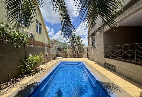 Family home with private pool