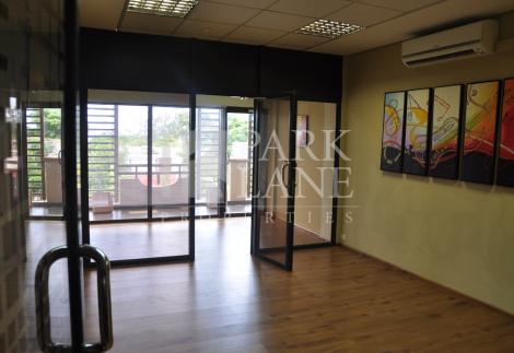 Office or commercial space, ideally situated