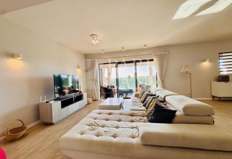 Penthouse with sea view in an RES Program
