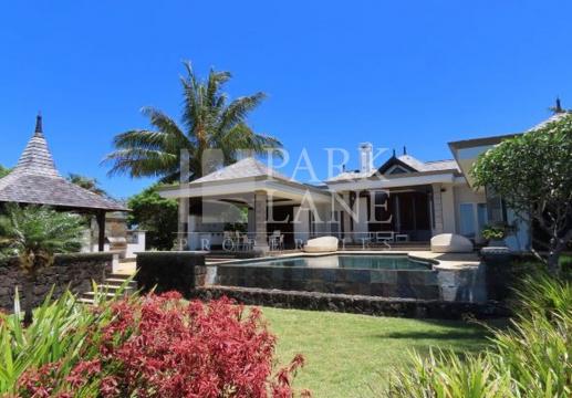 Magnifique villa 4 chambres à Villas Valriche