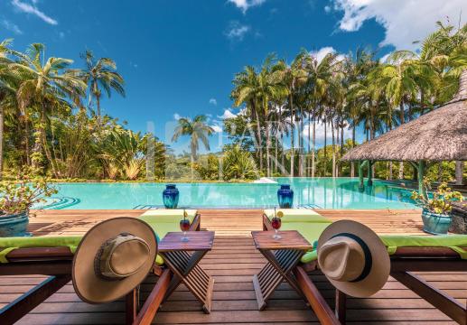 Exquisite Colonial Estate in the Heart of Chamarel’s Lush Mountains