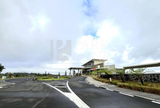 Remarkable Residential Plot within the Prestigious Avalon Golf Estate