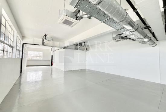 Modern Office Spaces in the Innovative Nouvelle Usine Project, Floreal 