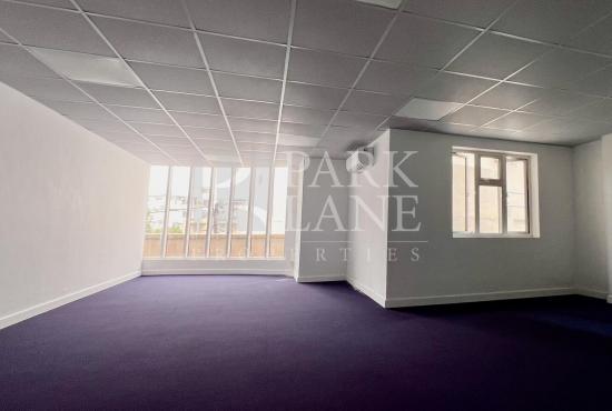 Office space in Quatre Bornes – Ideal for immediate business setup