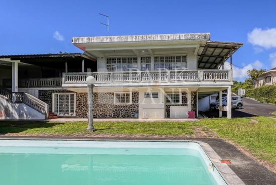 Rare opportunity in Floréal – Character property on a large, Landscaped Plot
