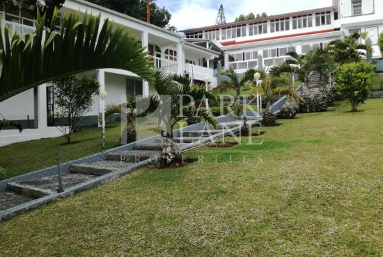 House ideal for two famillies in Curepipe