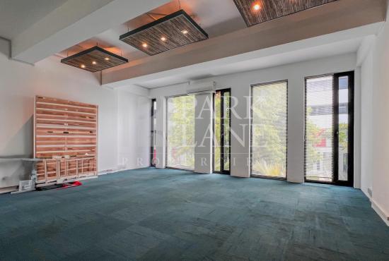 Your ideal office in Ebene: Modern, accessible, and ready to use!