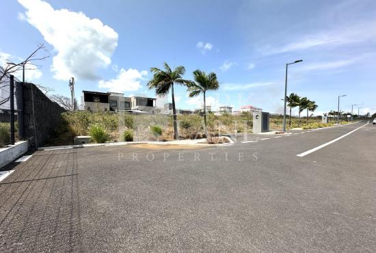 Prime Residential Land in Mon Choisy Area