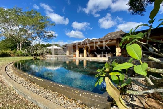 In Tamarin, high standard living in gated estate