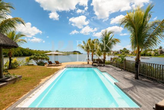 Luxueuse villa 5 chambres en marina avec accès et vues mer à l'Ile Maurice
