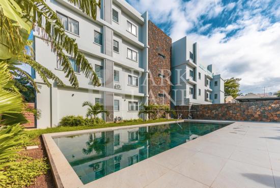 Luxury Beachside Living: Elegant 3-Bedroom Apartment with High-End Finishes and Amenities